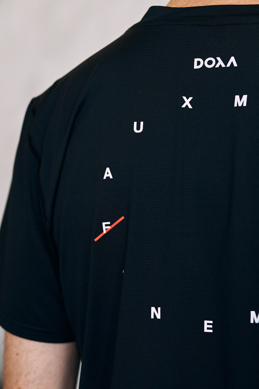 T-Shirt Faux Mouvement | Noir